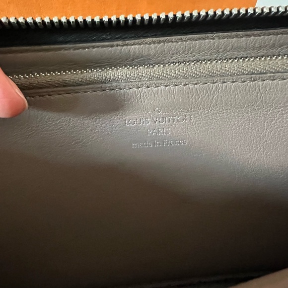 Louis Vuitton Portefeuille comète Black - Picture 3 of 7